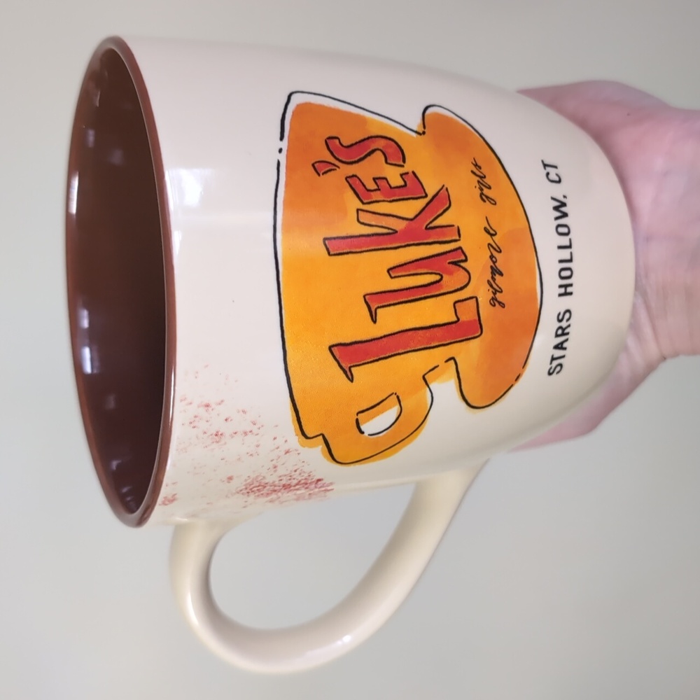 Gilmore Girls Vintage Style Cream Color LUKE'S STARS HOLLOW, CT Mug ☕ - Picture 2 of 6